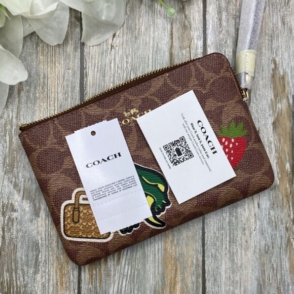 Coach Wristlet In Signature Canvas With Sticker Rexy Print Wallet Bag Purse - Picture 2 of 5